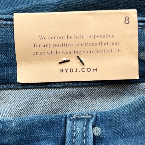 NWT NYDJ jeans women’s size 8 Ami  blue denim mid rise polka dot cotton blend - Picture 12 of 16
